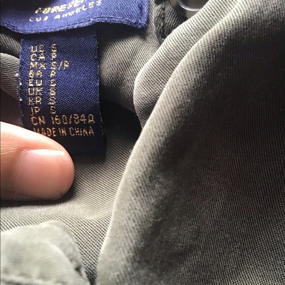 Cute green button up jacket - Picture 3 of 3